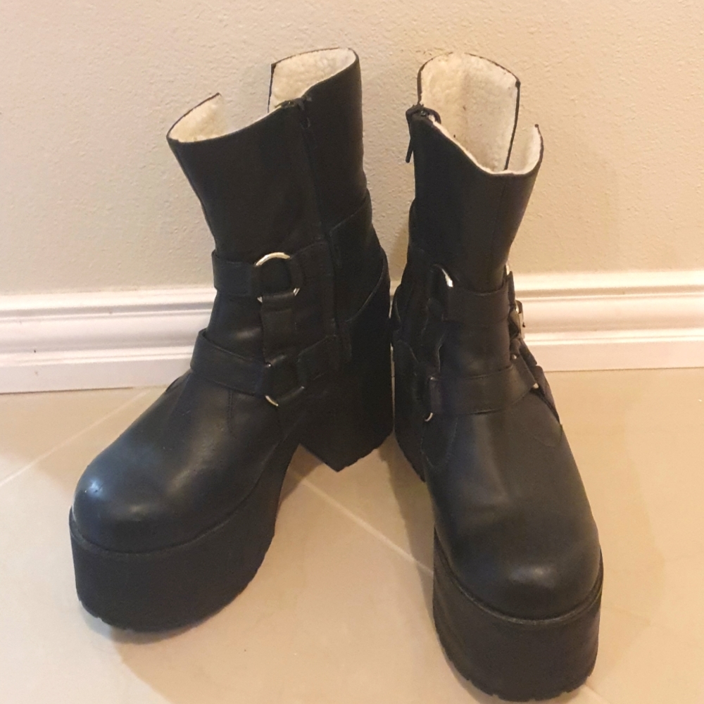 Black Strappy Platform